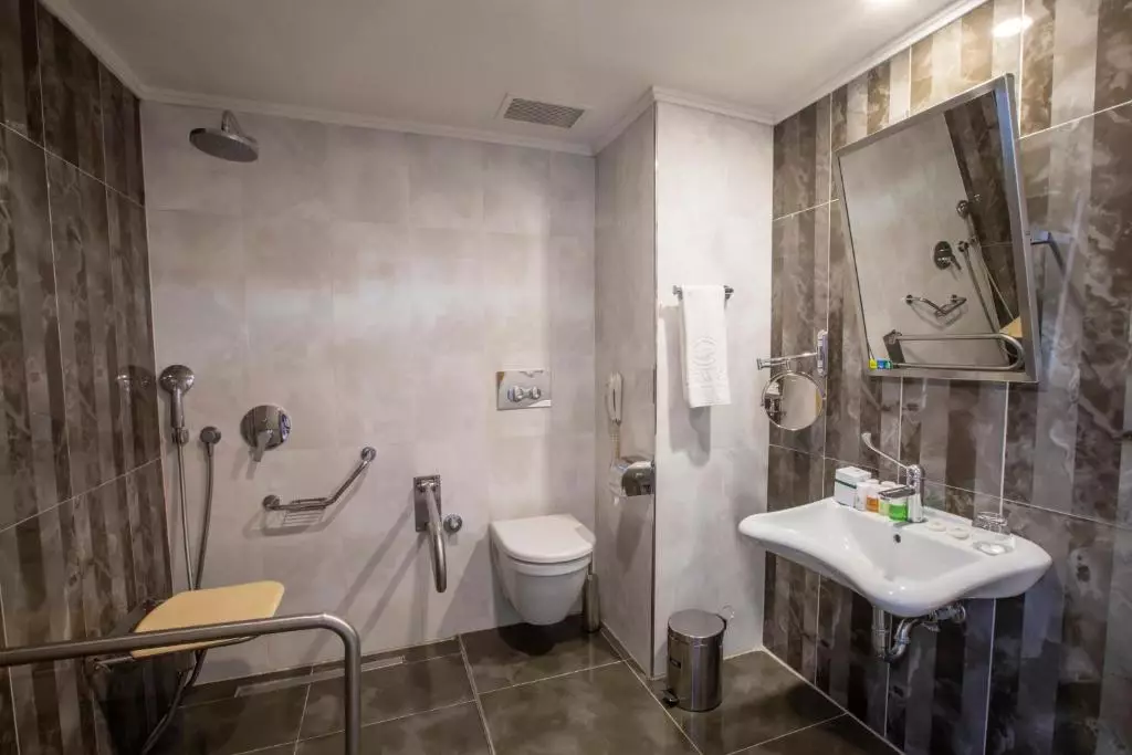 سرویس بهداشتی Sherwood Exclusive Lara Hotel Antalya